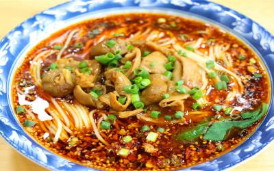 如何選擇面食技術(shù)培訓(xùn)班？師資力量和課程設(shè)置是關(guān)鍵