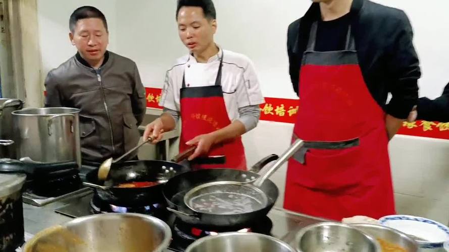 學(xué)各種面食技術(shù)培訓(xùn)哪家好？蜀味緣早餐技術(shù)培訓(xùn)